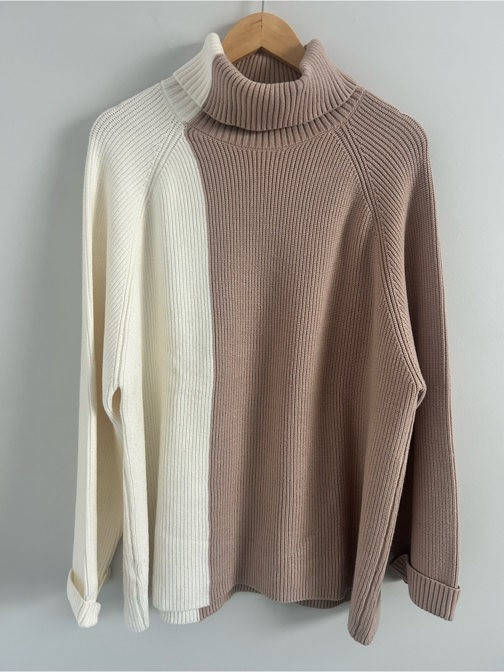 Mango MNG Colourblock Ribbed Turtleneck Sweater Cream Taupe XL
